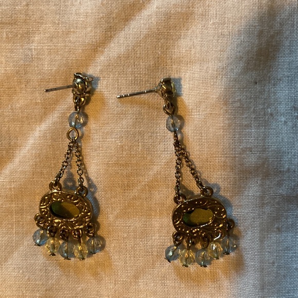 Vintage Style Dangling Earrings - Picture 2 of 2